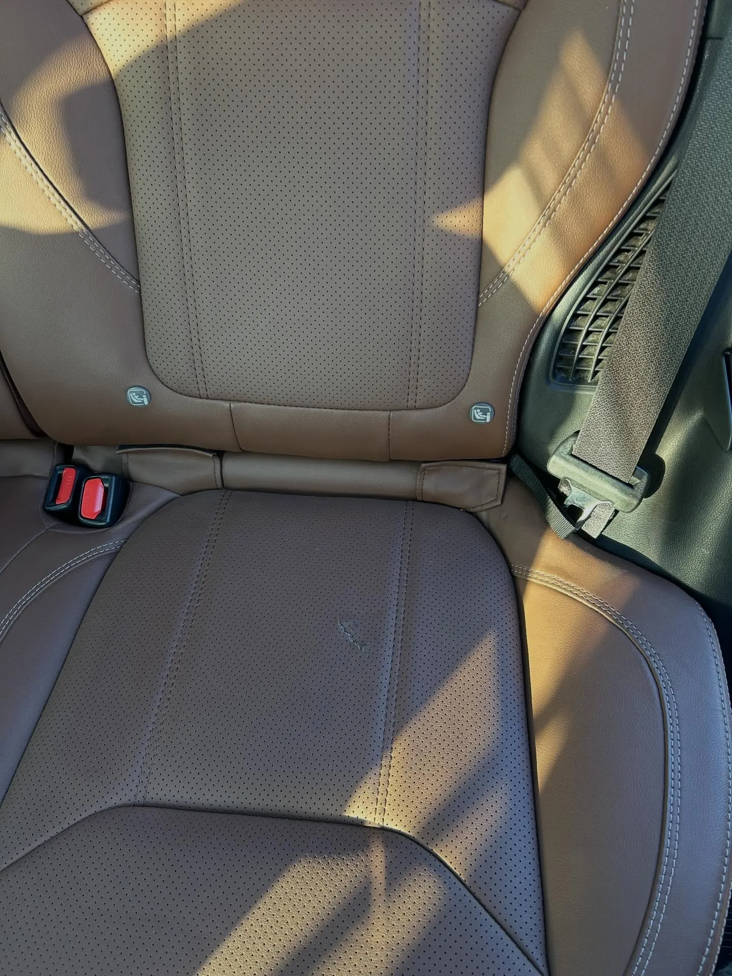 パンチングシートのリペアです!